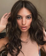 Emily Ratajkowski&nbsp;Just Broke Another Instagram Record