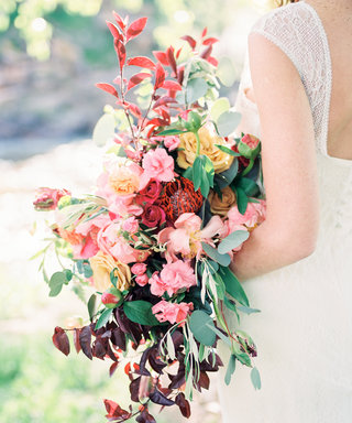 11 Floral Trends to Consider for Your Spring Wedding