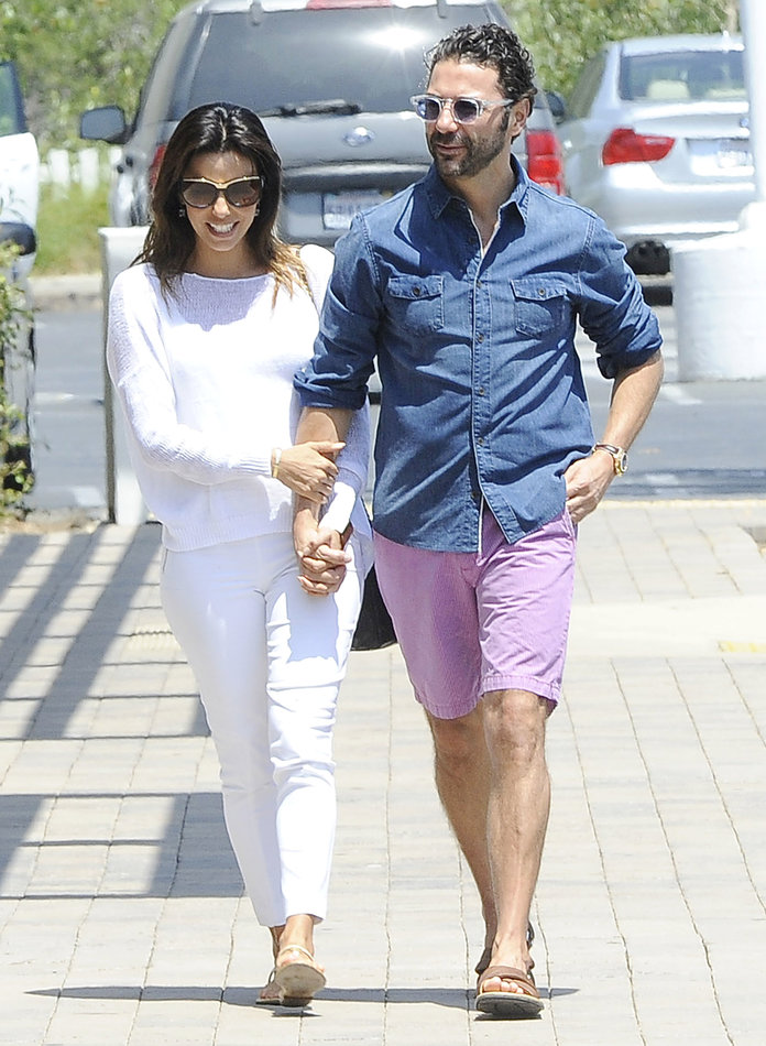 Eva Longoria Is Expecting Her First Child With Husband José Bastón 
